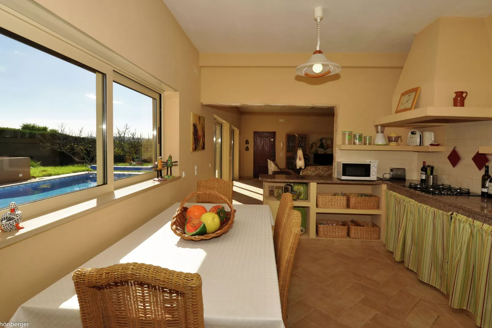 Vivenda Mira-Kitchen