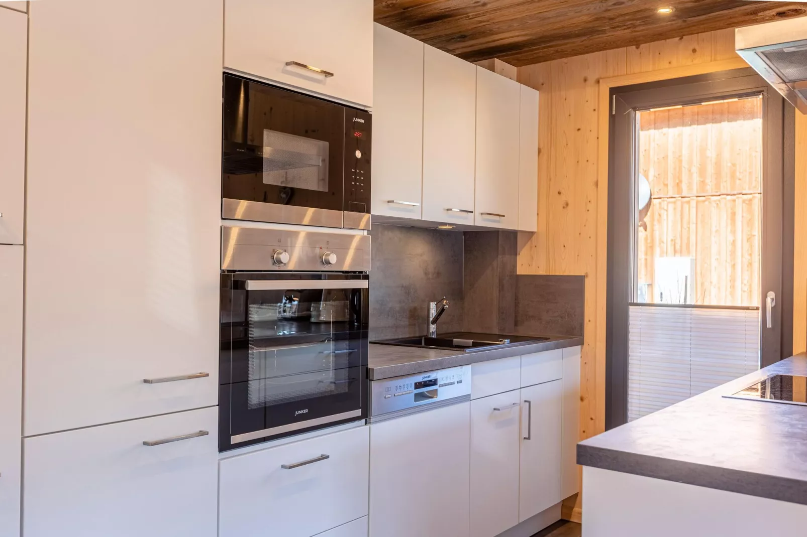 Bergeralm Chalets 1-Kitchen