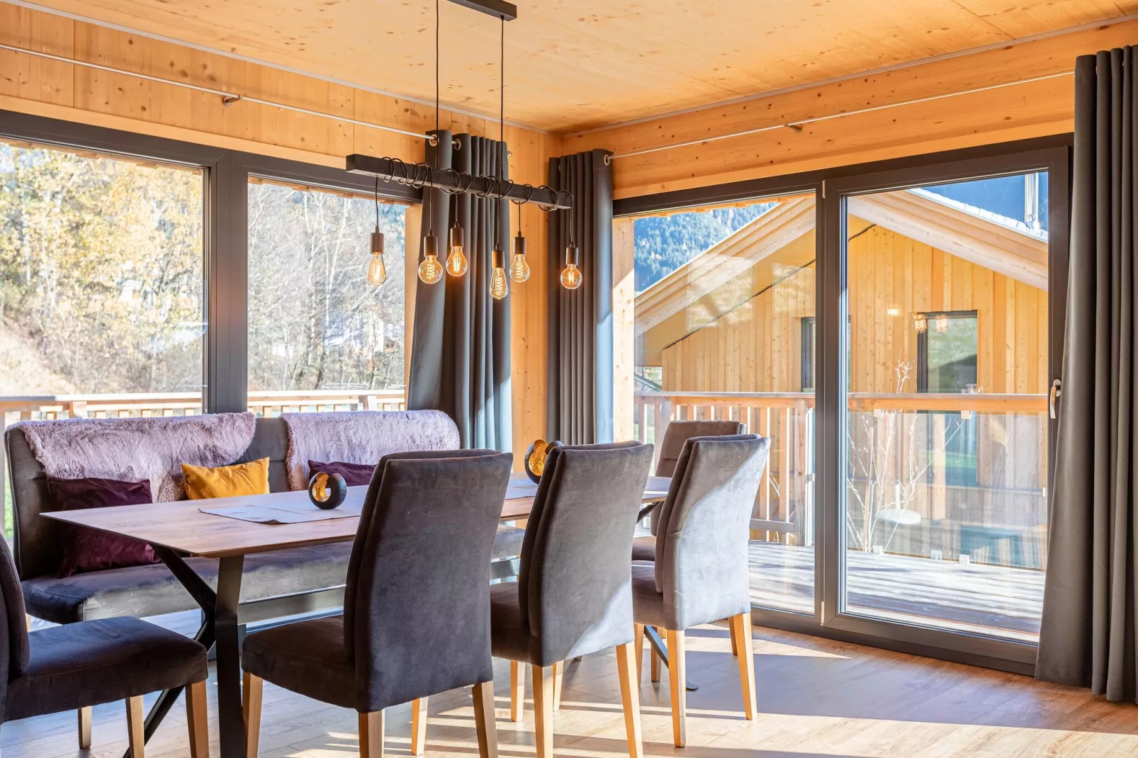 Bergeralm Chalets 2-Dining room