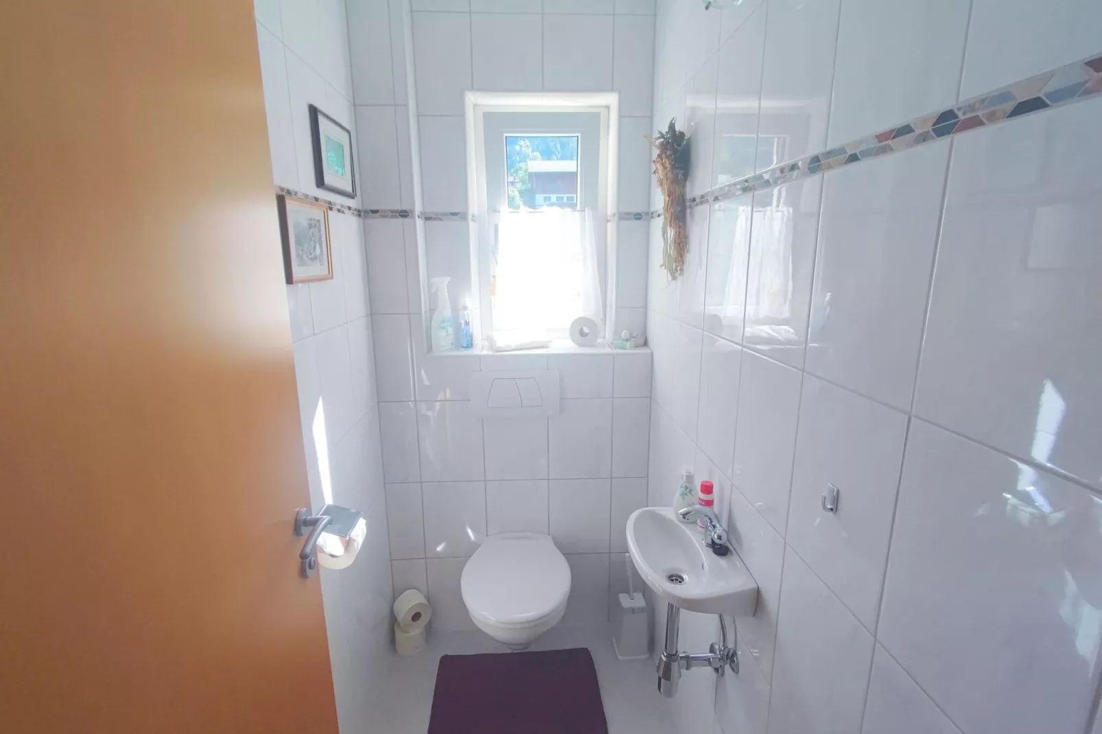 Haus Annelies-Bathroom