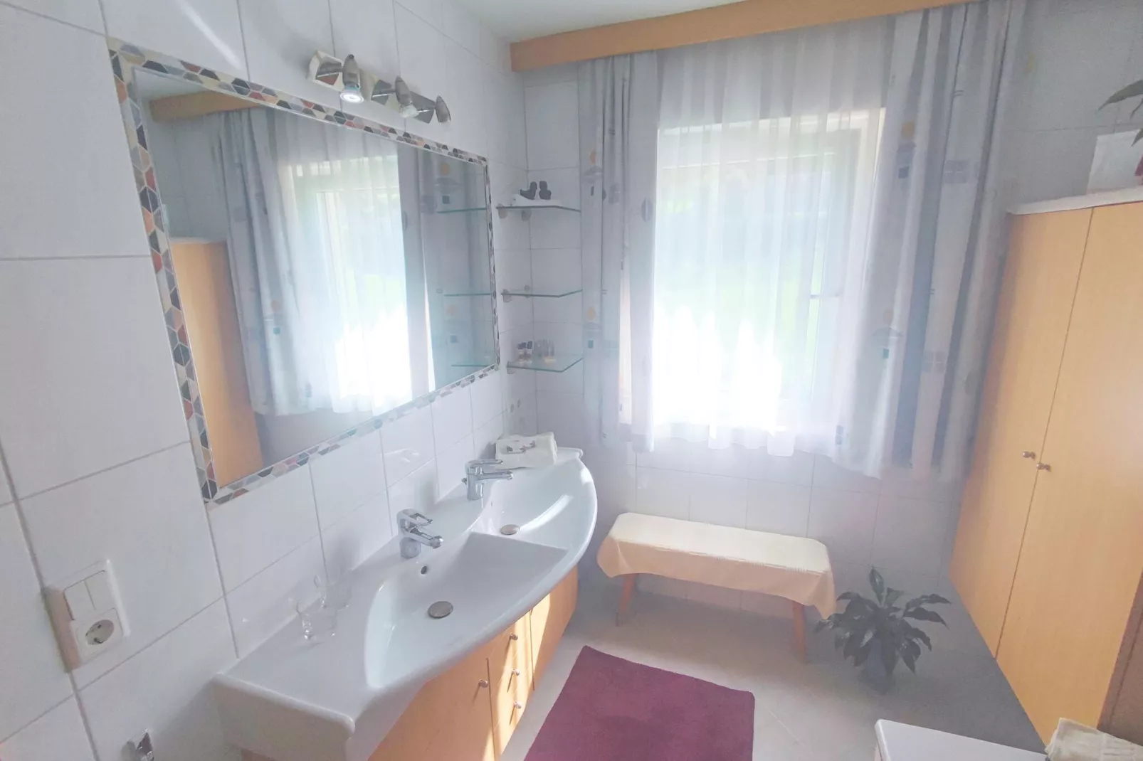 Haus Annelies-Bathroom