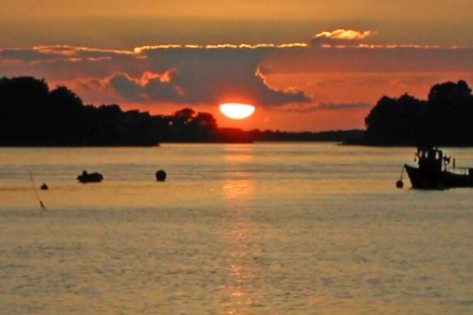 Holiday home sea front with amazing view Larmor-Baden-Areas summer 5km