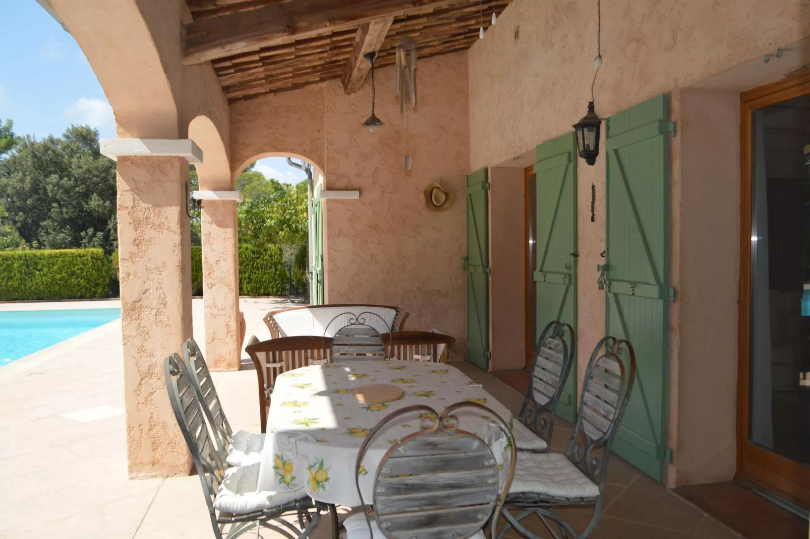 Villa au grand blue-Terrassenbalkon