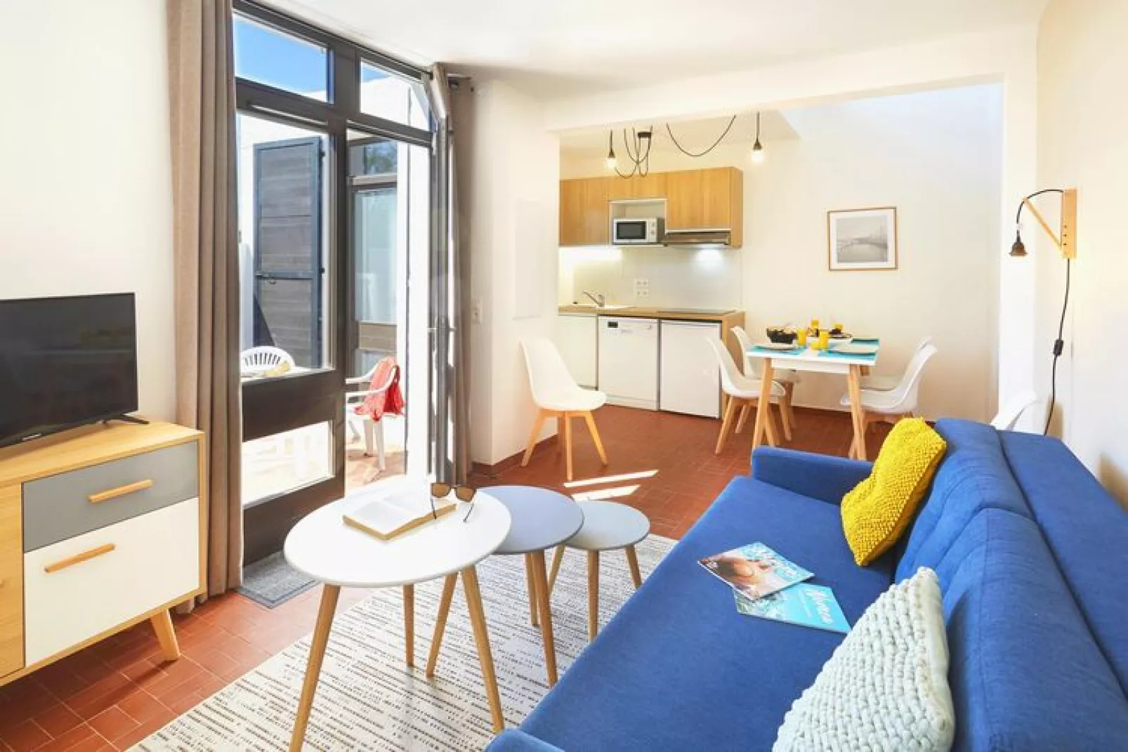 Residence Les Carrats - Leucate // Maison T2/4 Terr/balcon-Living room