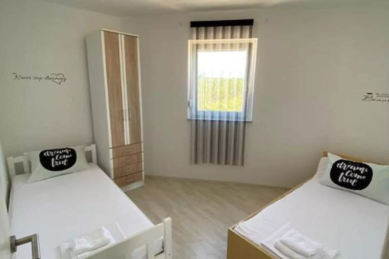 Apartments Sun-Mauro VI-Bedroom