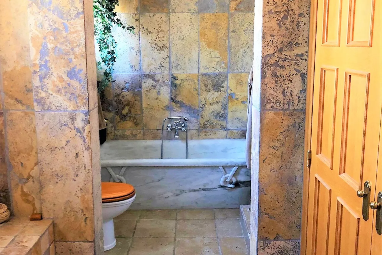 Ballamory-Bathroom