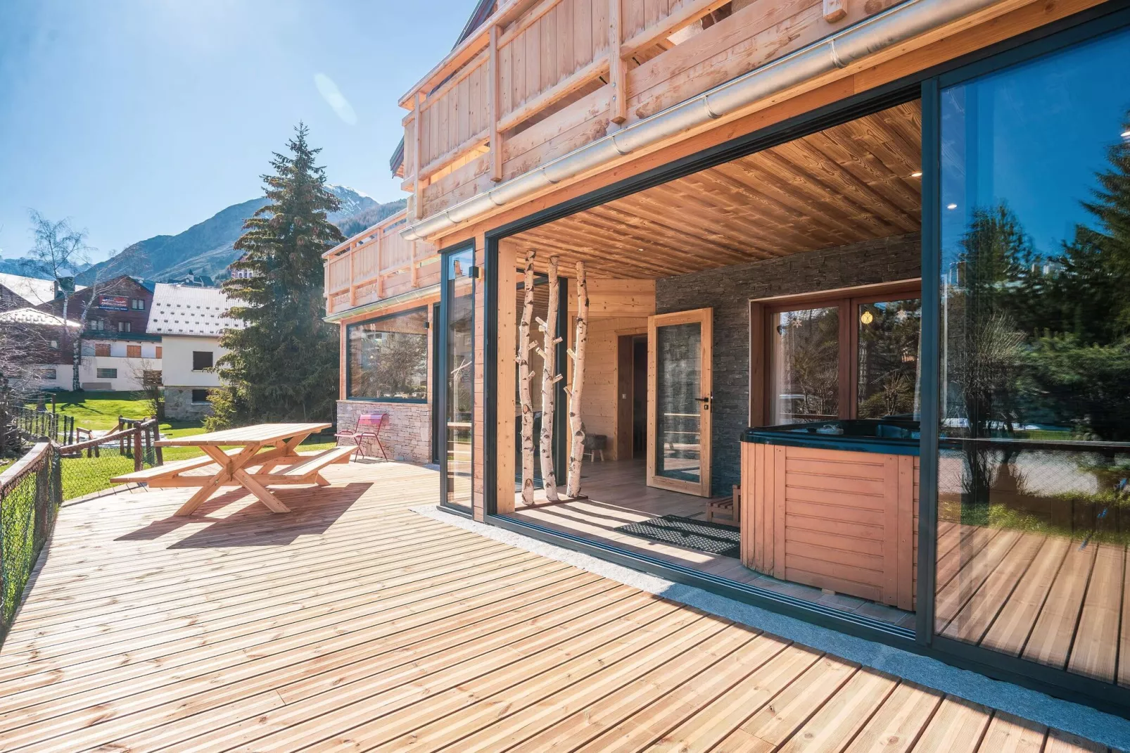 Chalet Le Sabot de Venus-Gärten Sommer