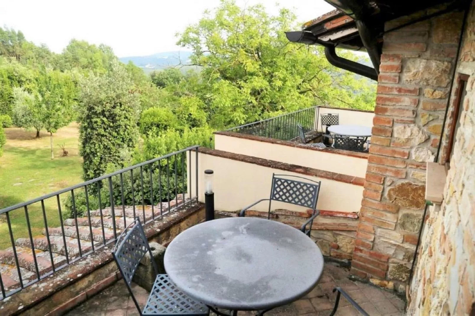 Cipresso-Terrace balcony