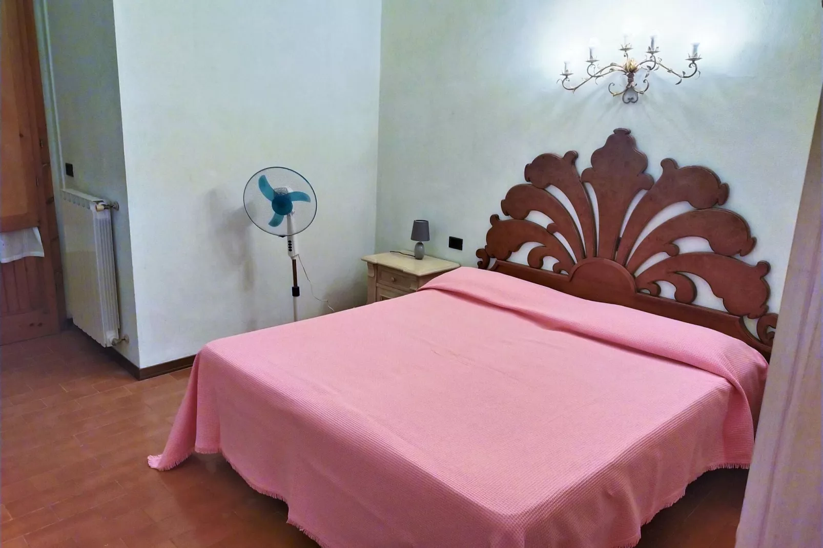 Duca-Bedroom