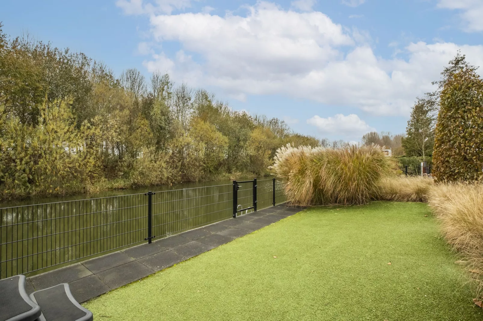 Villa Luxury Harderwijk 243-Gardens summer
