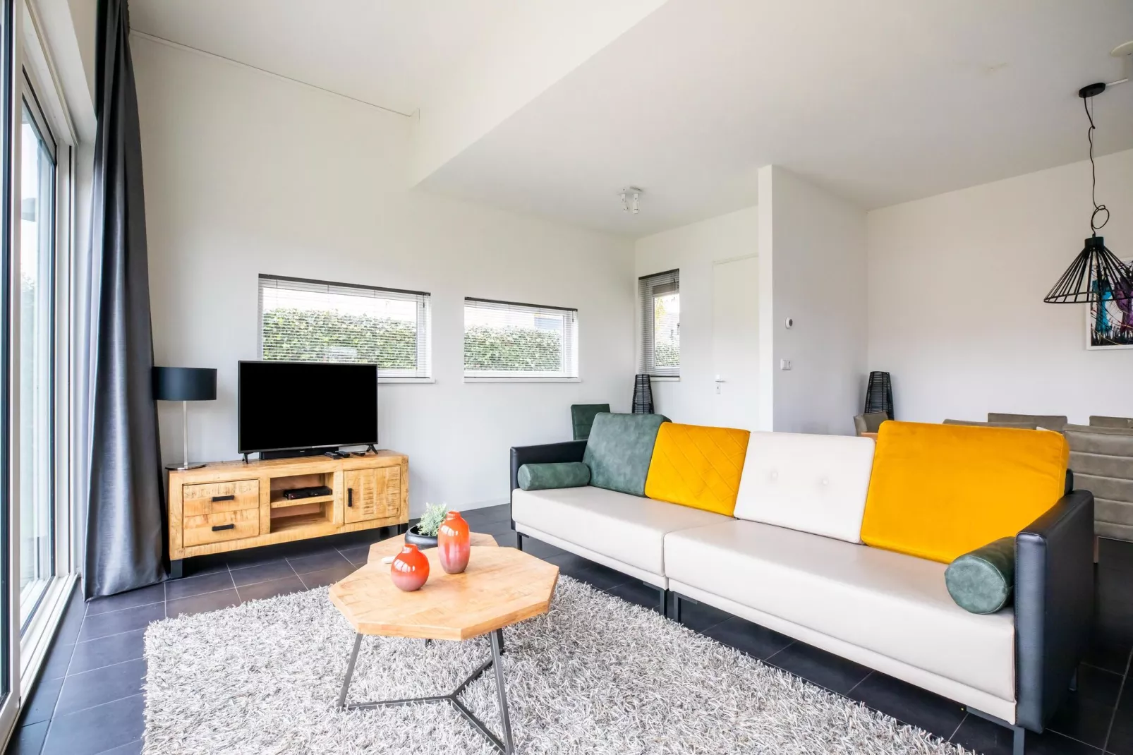 Villa Black & White Harderwijk 209-Living room