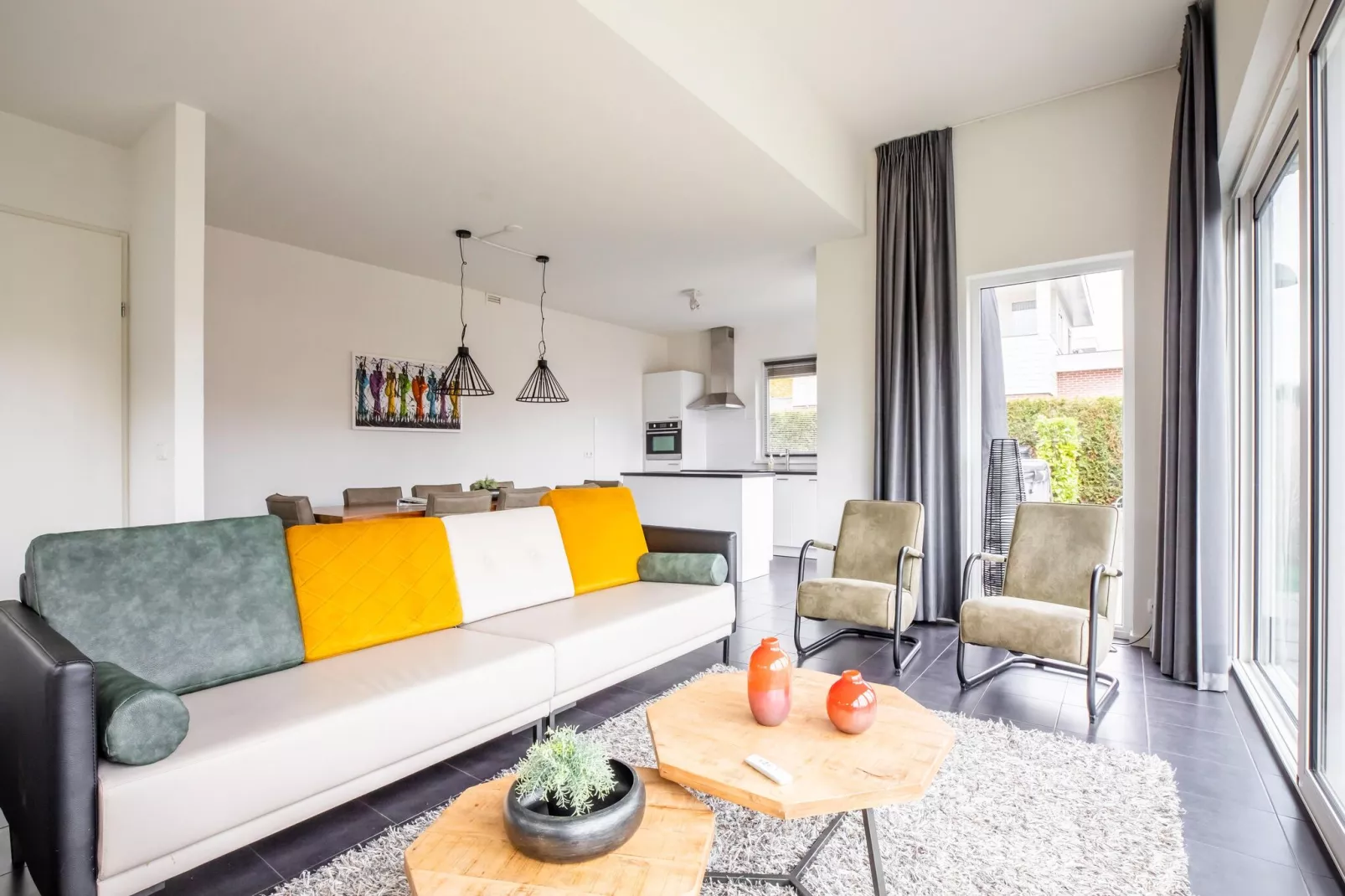 Villa Black & White Harderwijk 209-Living room