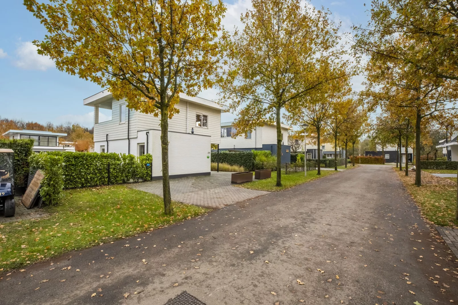 Villa Black & White Harderwijk 209-Areas summer 1km