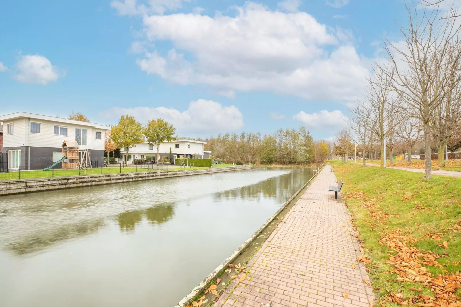 Villa Black & White Harderwijk 209-Areas summer 5km