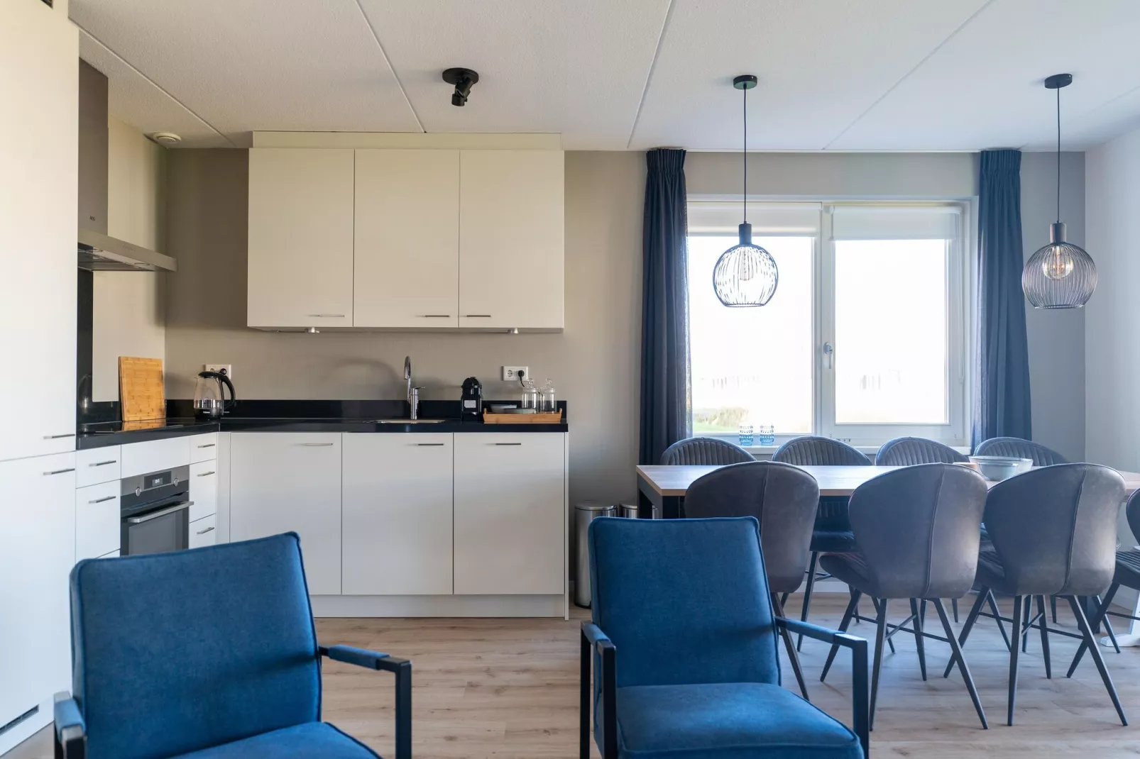De Merel Huis  Nr 44-Dining room