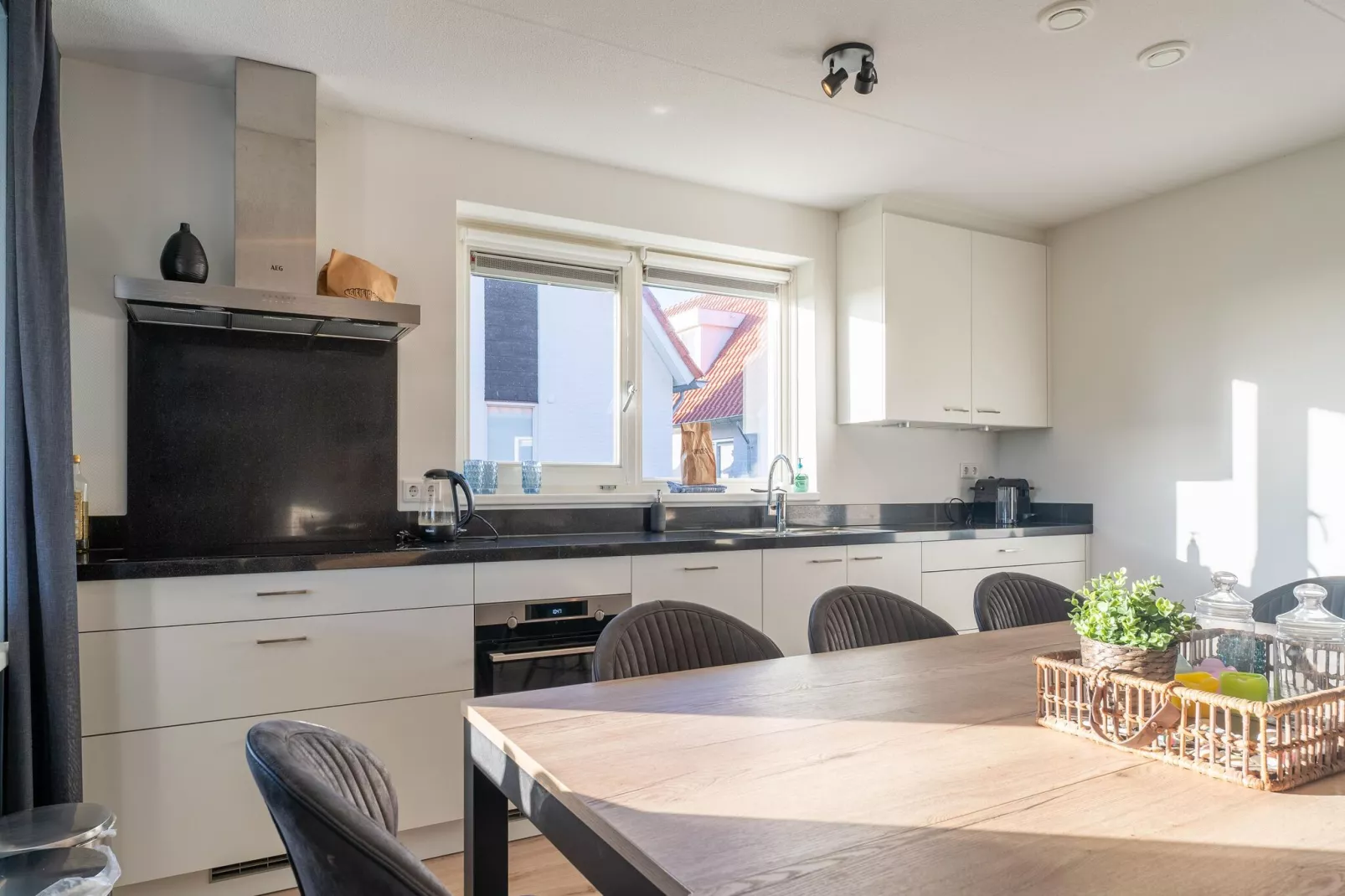 De Roodborst Huis Nr 31-Kitchen