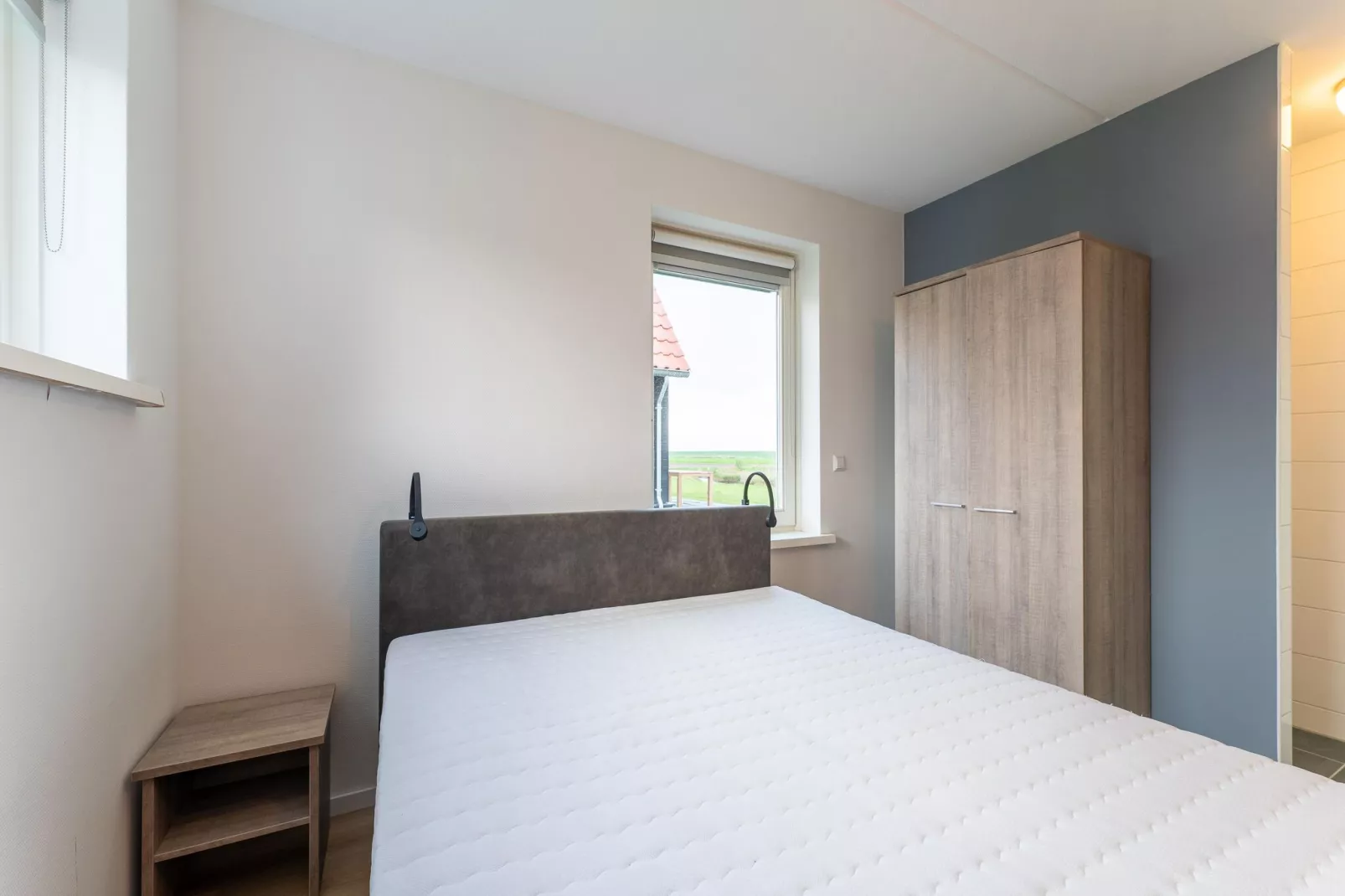 De Pimpelmees Huis Nr 52-Bedroom