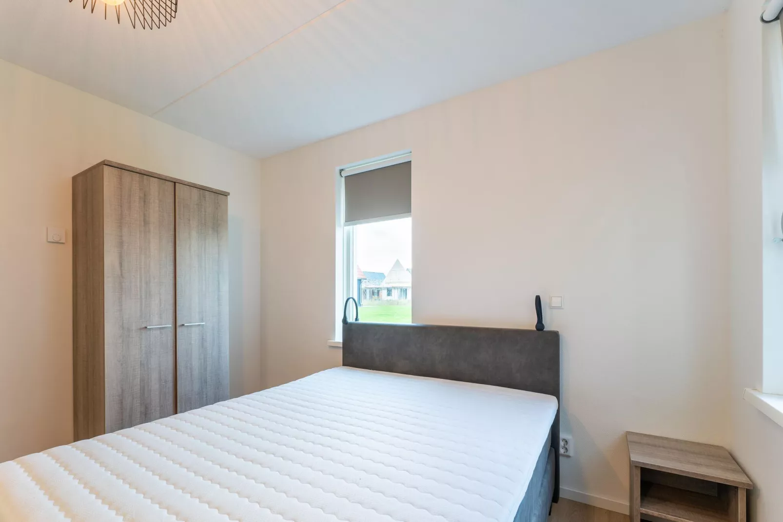 De Pimpelmees Huis Nr 52-Bedroom