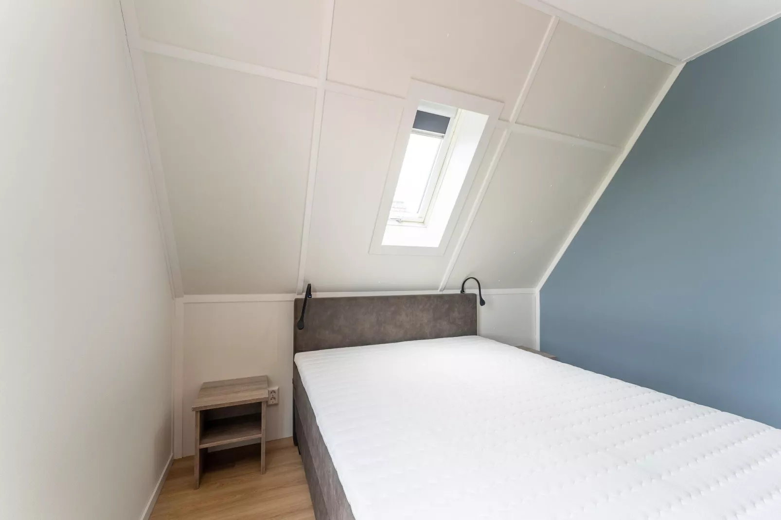 De Pimpelmees Huis Nr 52-Bedroom