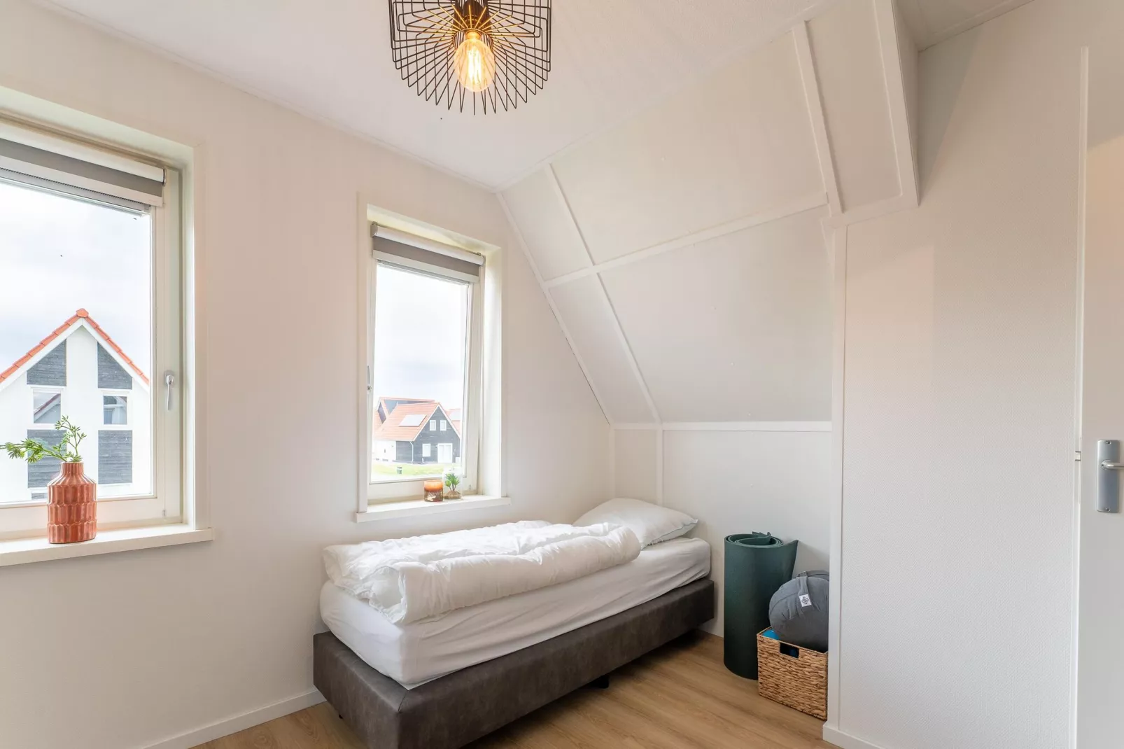 De Pimpelmees Huis Nr 52-Bedroom