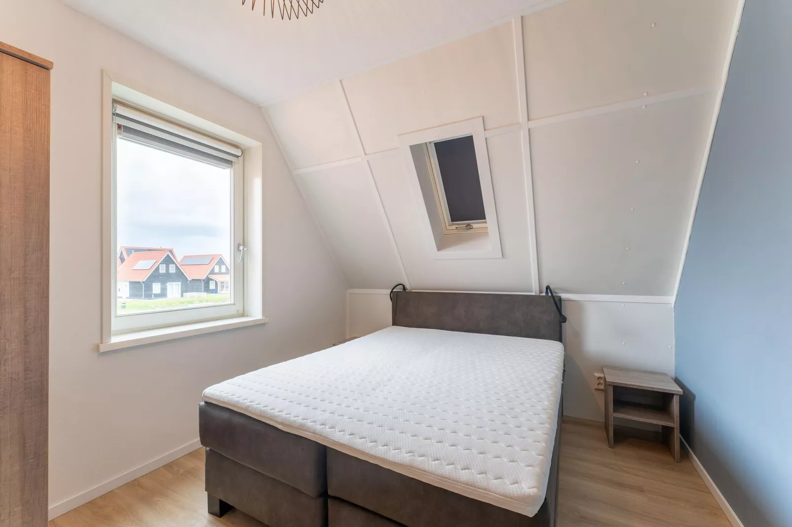 De Pimpelmees Huis Nr 52-Bedroom