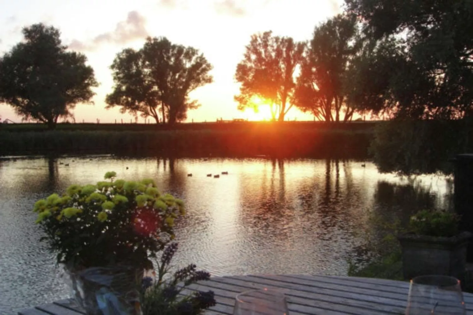Romantiek aan het Meer I-View summer