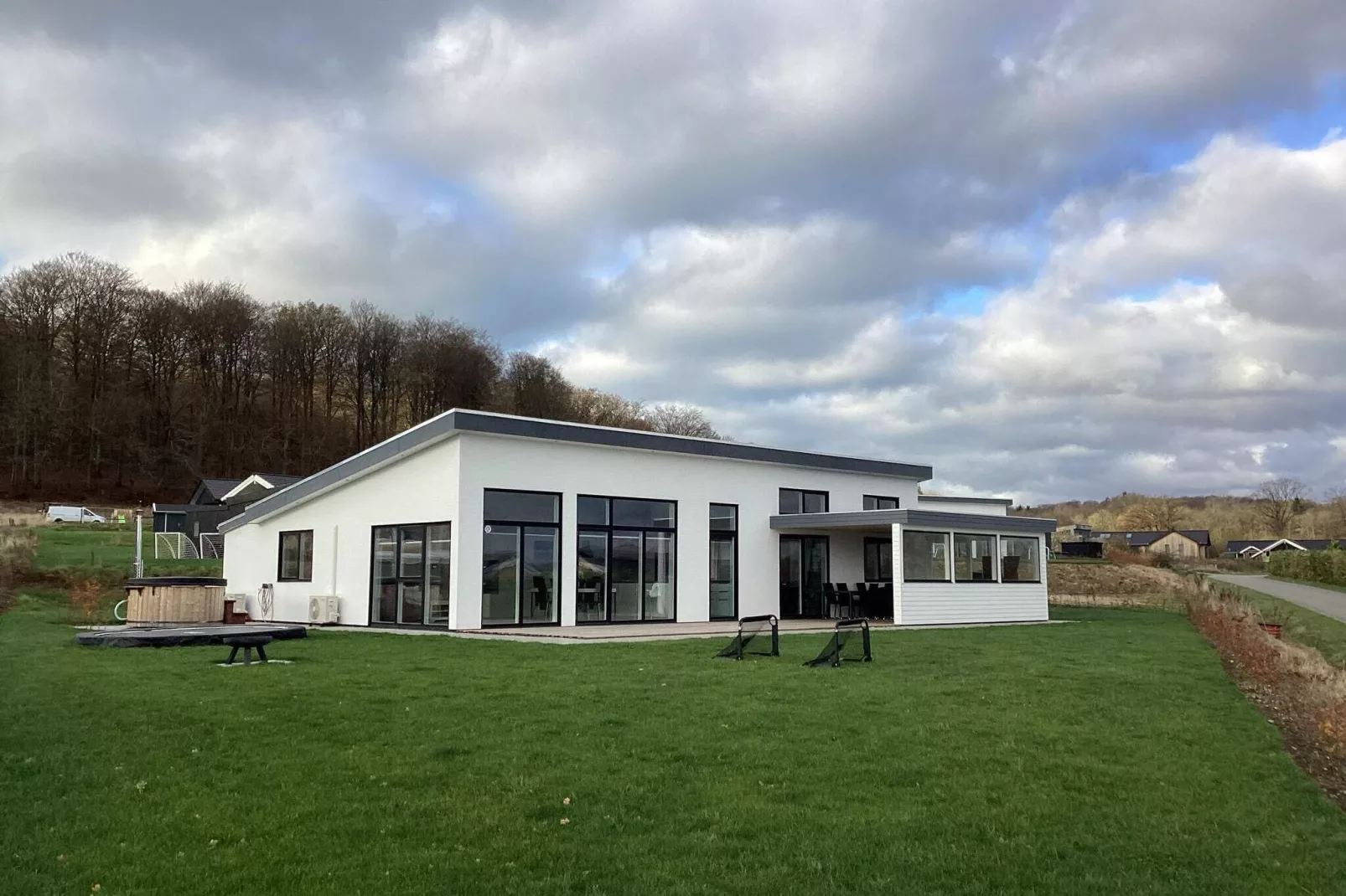 10 person holiday home in Sjølund-By Traum-Outdoor