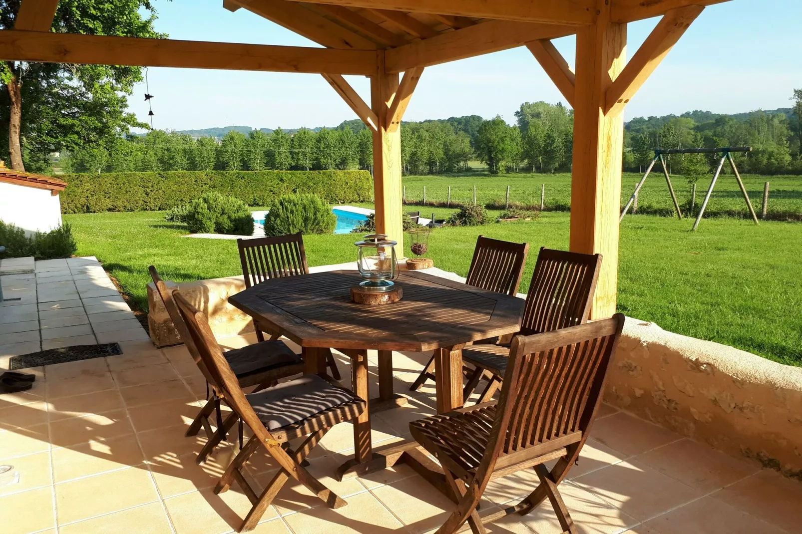 Maison de vacances Verteillac-Terrace balcony