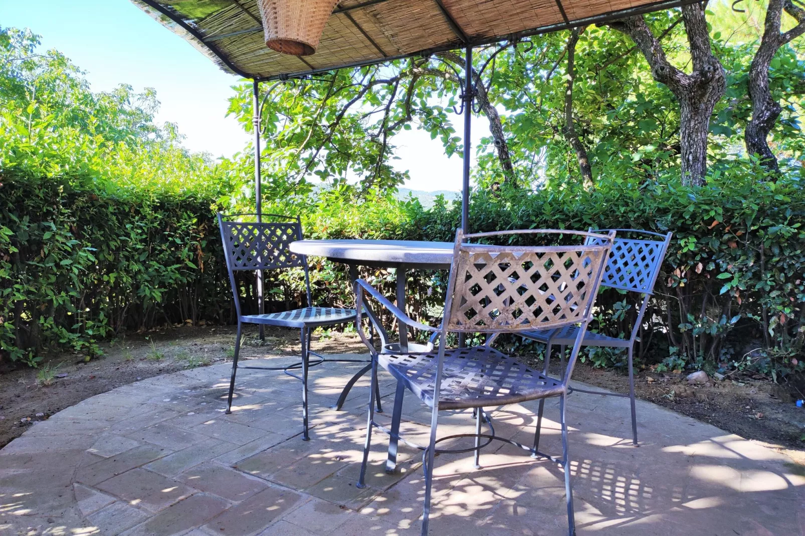 Ginepro-Terrace balcony