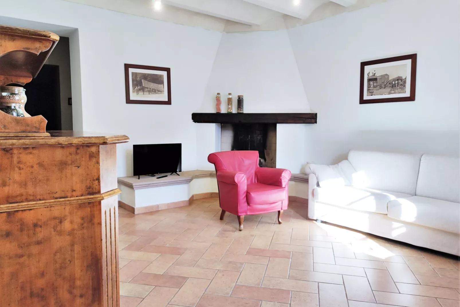 Ginepro-Living room