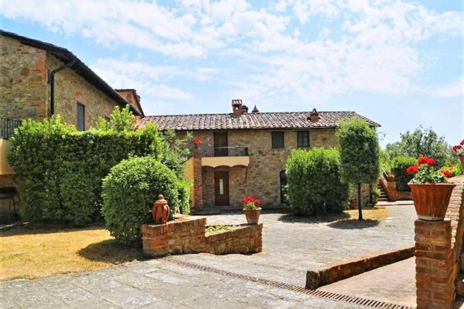 Abete-Exterior summer