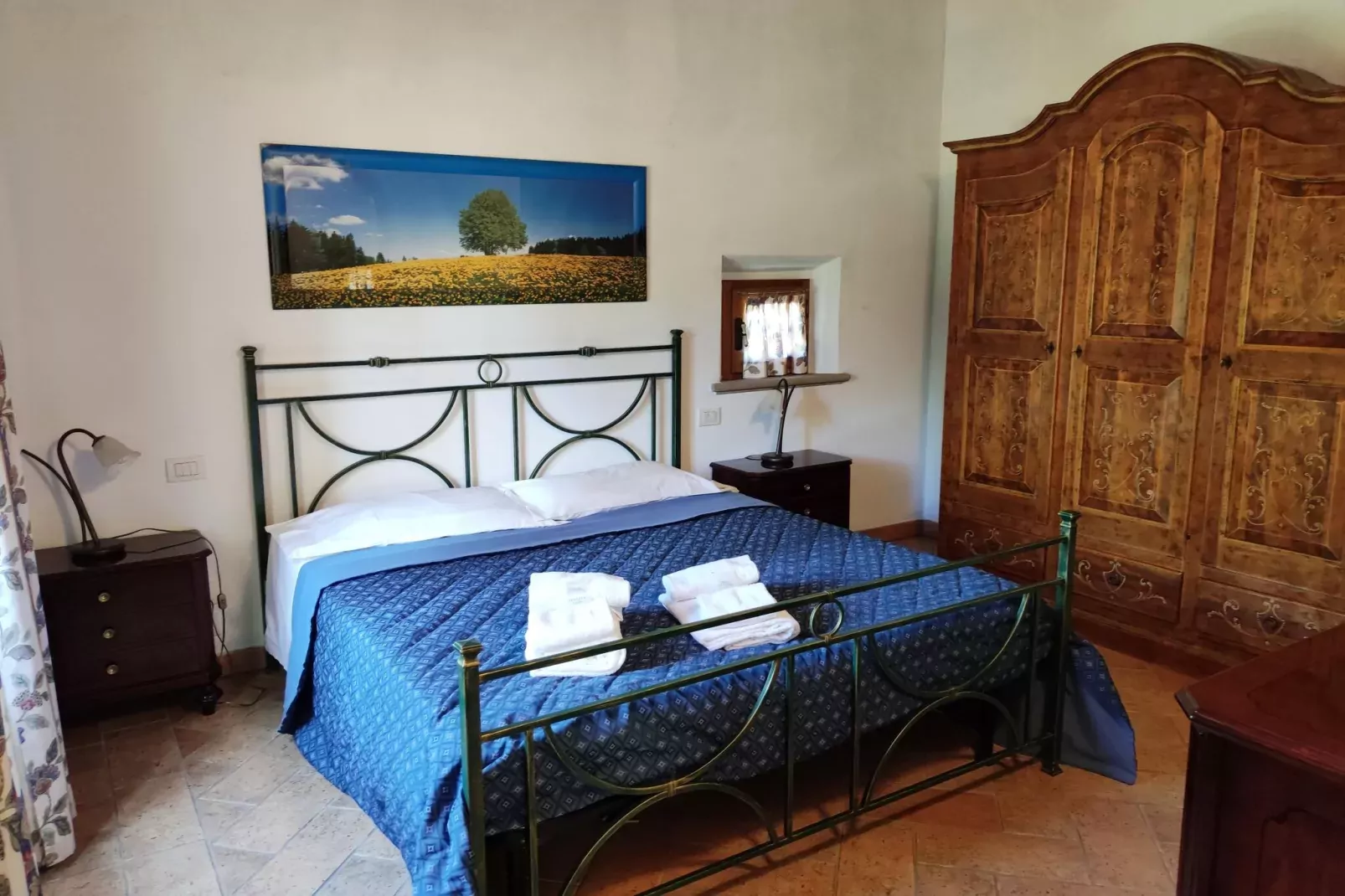 Abete-Bedroom