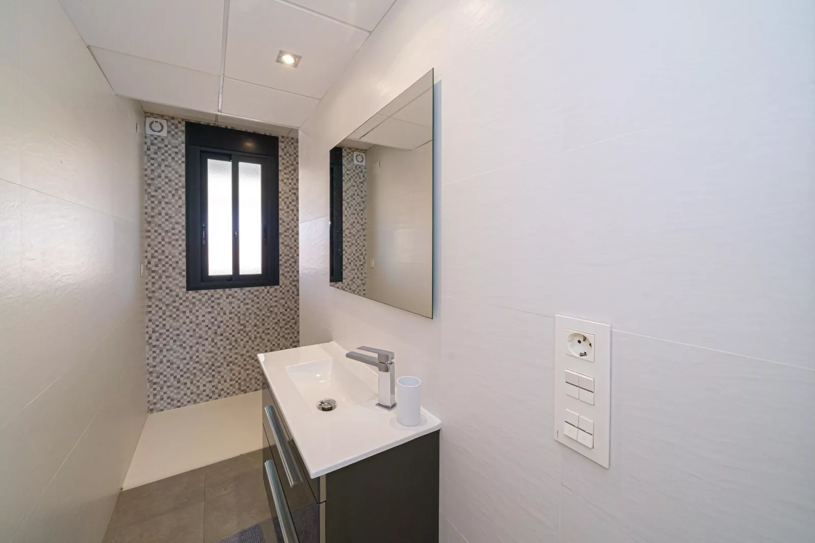 Villa Torremendo-Bathroom