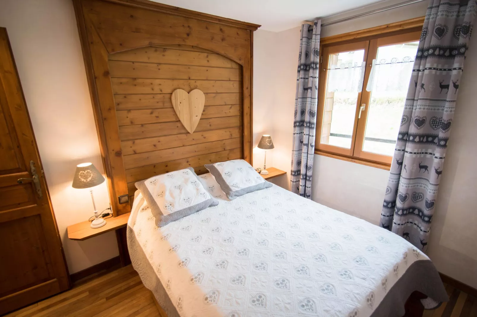 A l'Orée des Bois-Bedroom