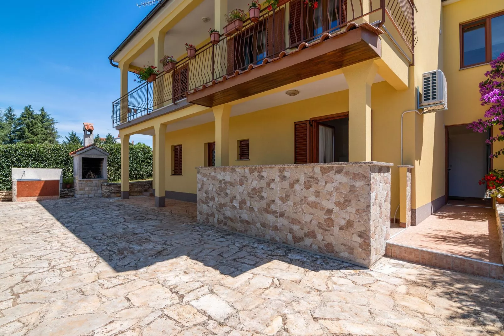 Apartment Korta-Exterior summer