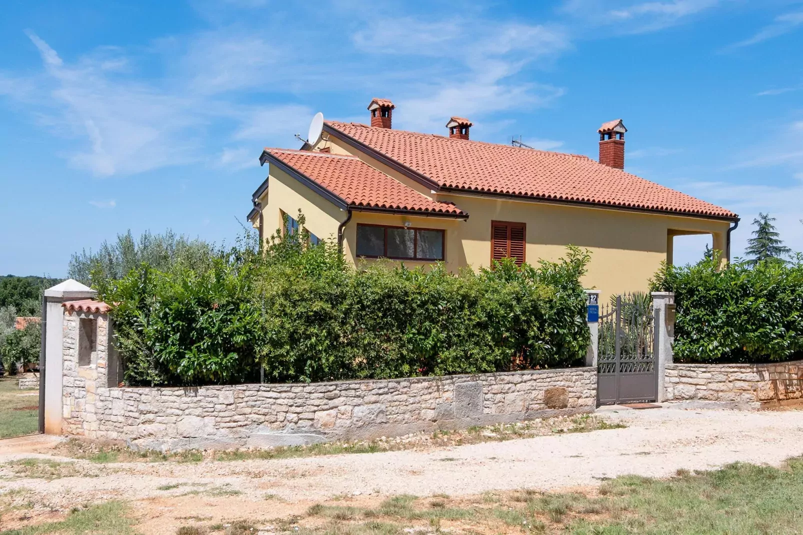 Apartment Korta-Exterior summer