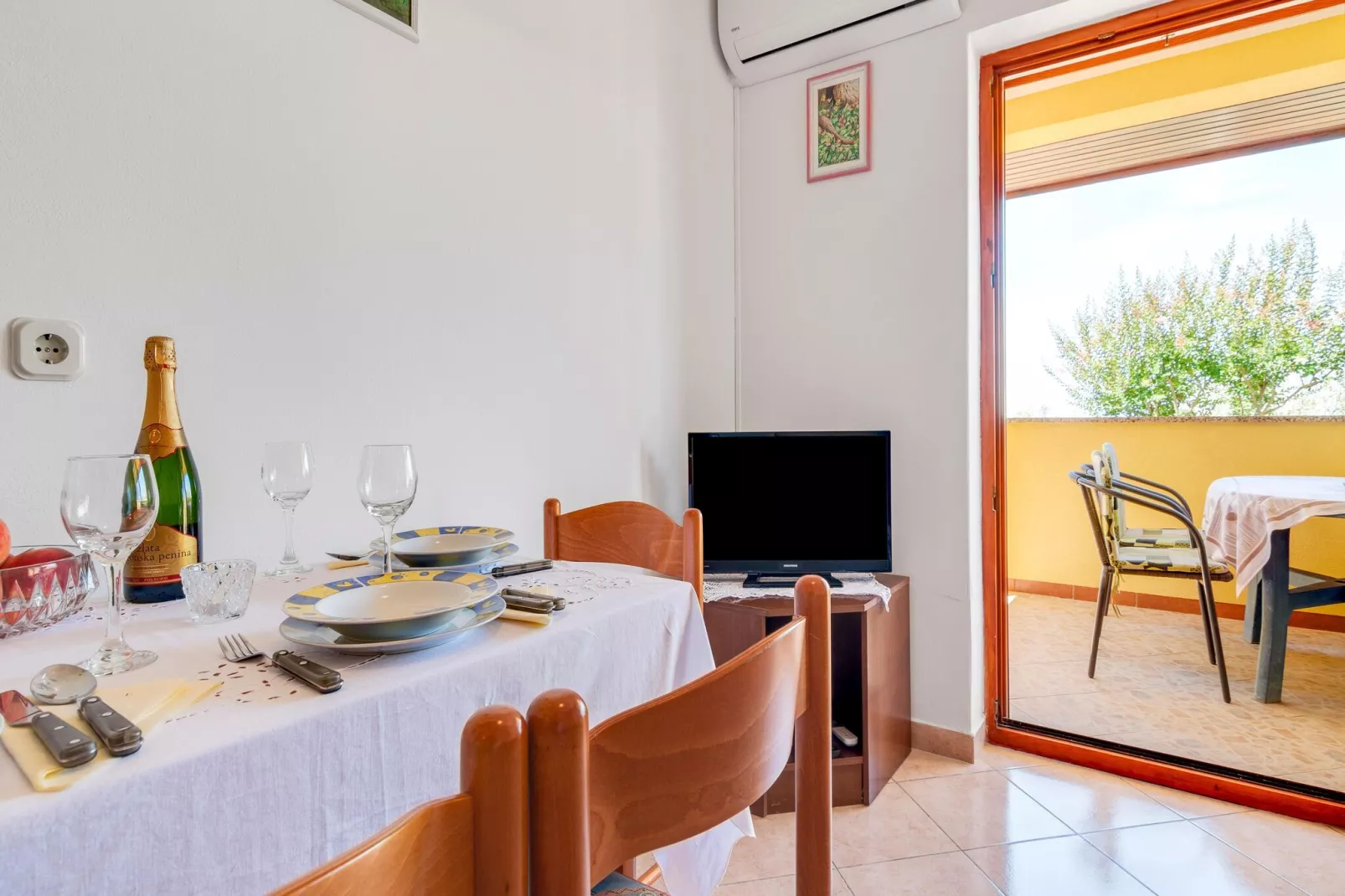 Apartment Korta-Dining room