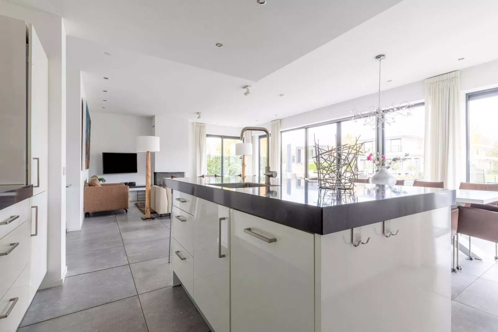 Villa Sunshine Harderwijk 234-Kitchen