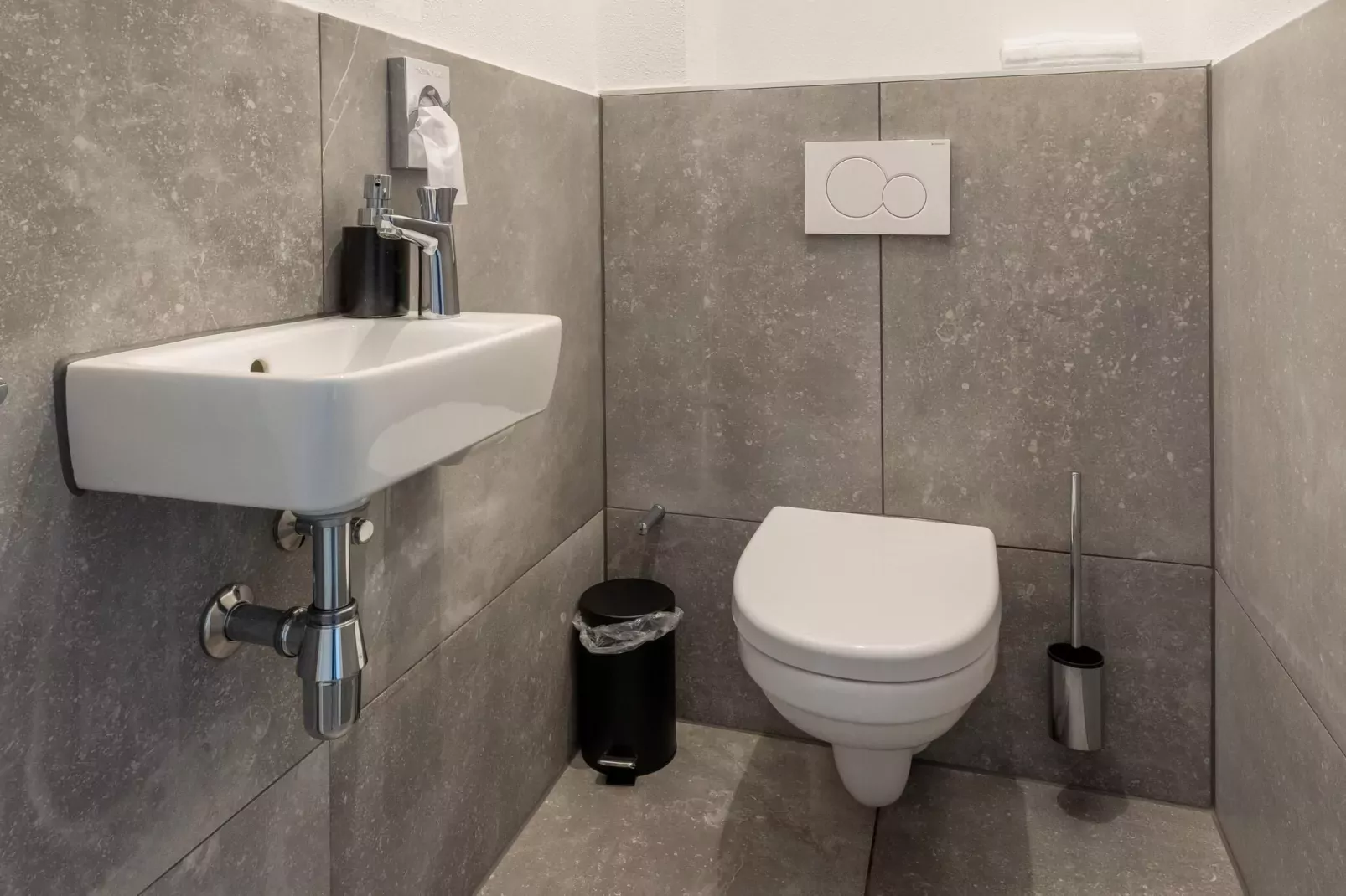 Villa Sunshine Harderwijk 234-Bathroom