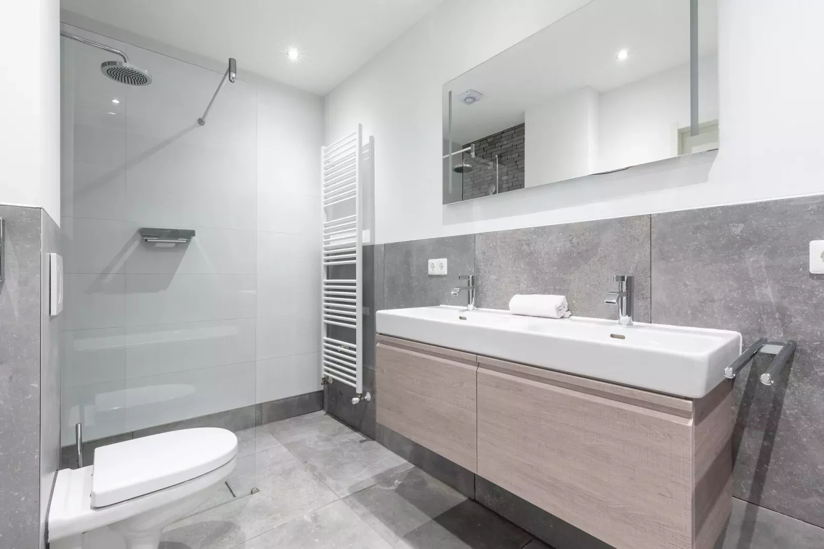 Villa Sunshine Harderwijk 234-Bathroom