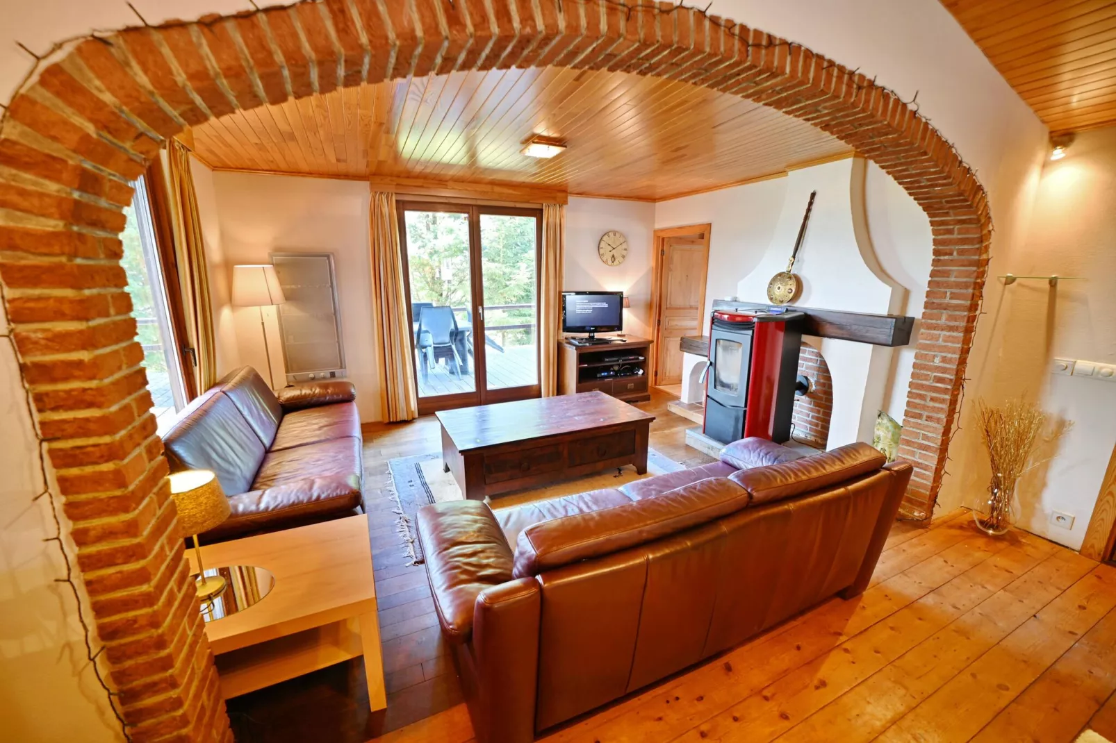 CHALET BIRONIX-Living room