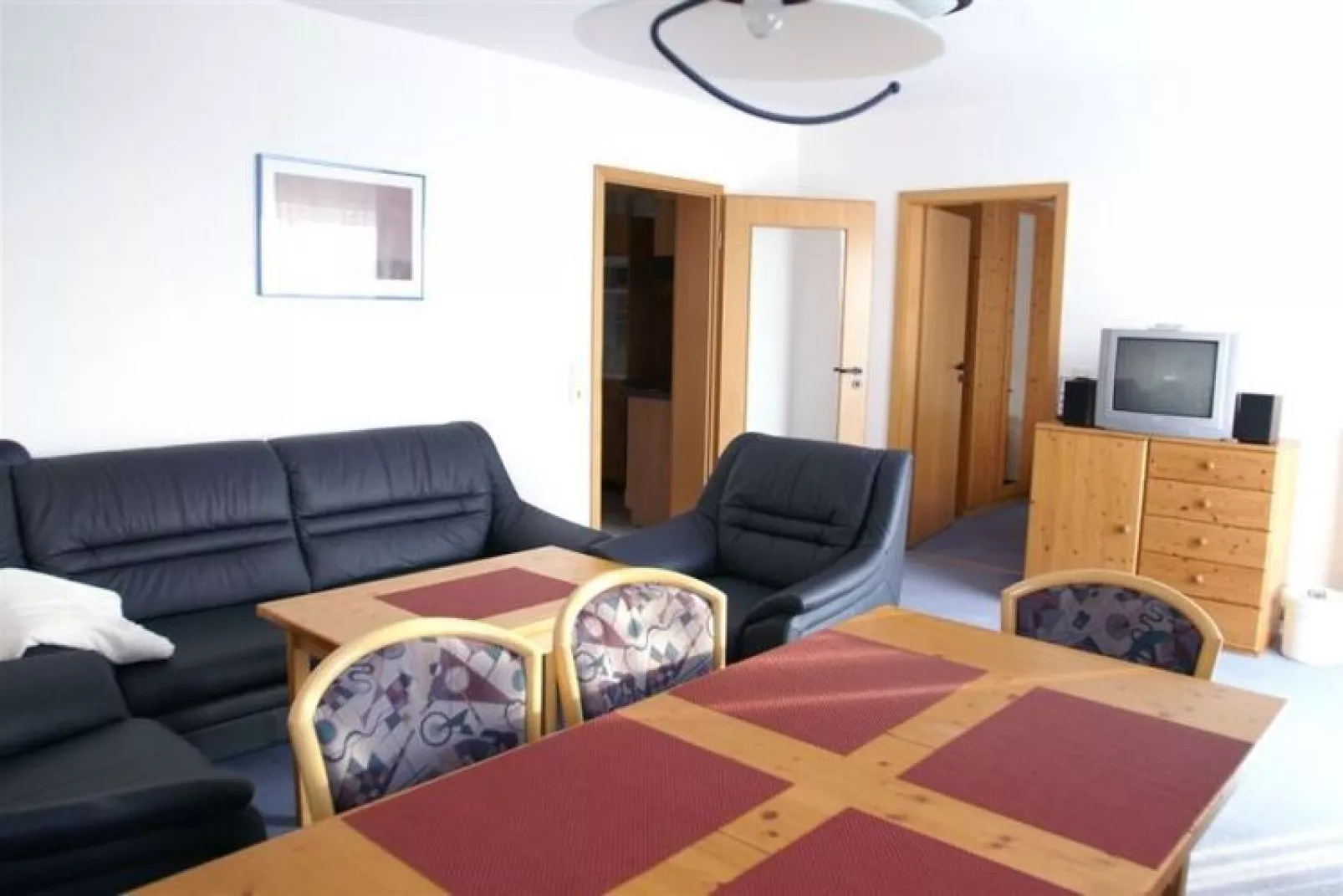 3-Raum-App B-12 65 qm 1 OG-Living room
