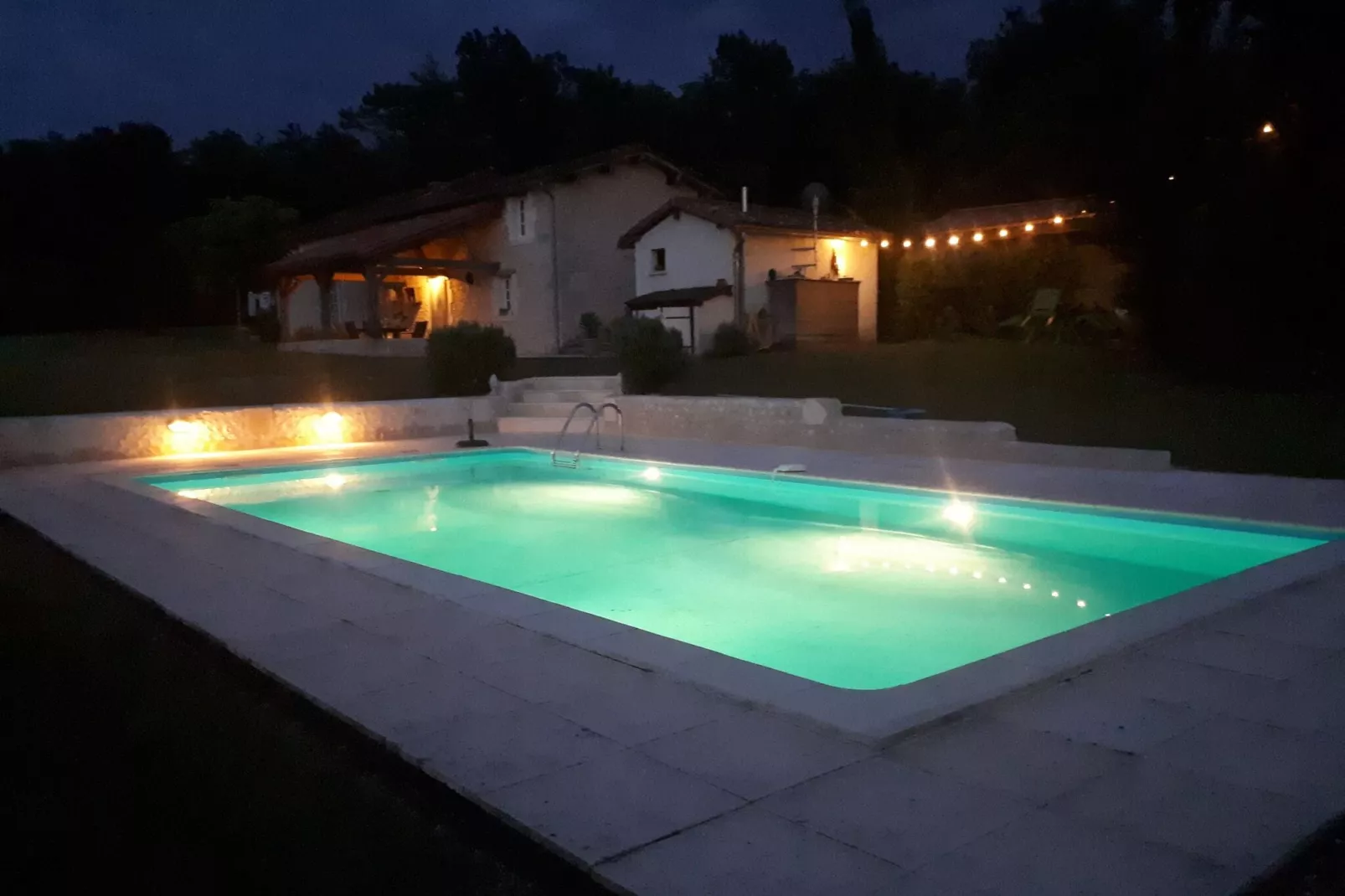 Maison de vacances Verteillac-Exterior summer