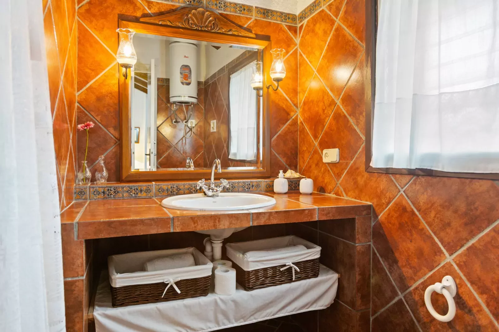 Casa Sorrapa-Bathroom