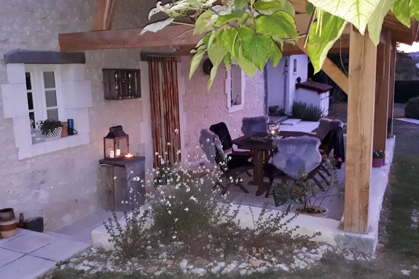 Maison de vacances Verteillac-Terrace balcony