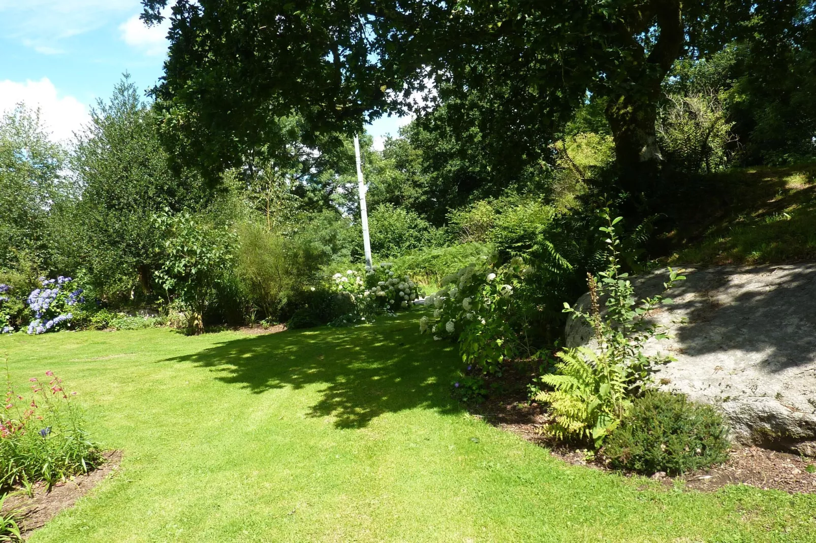 Arrée-Gardens summer
