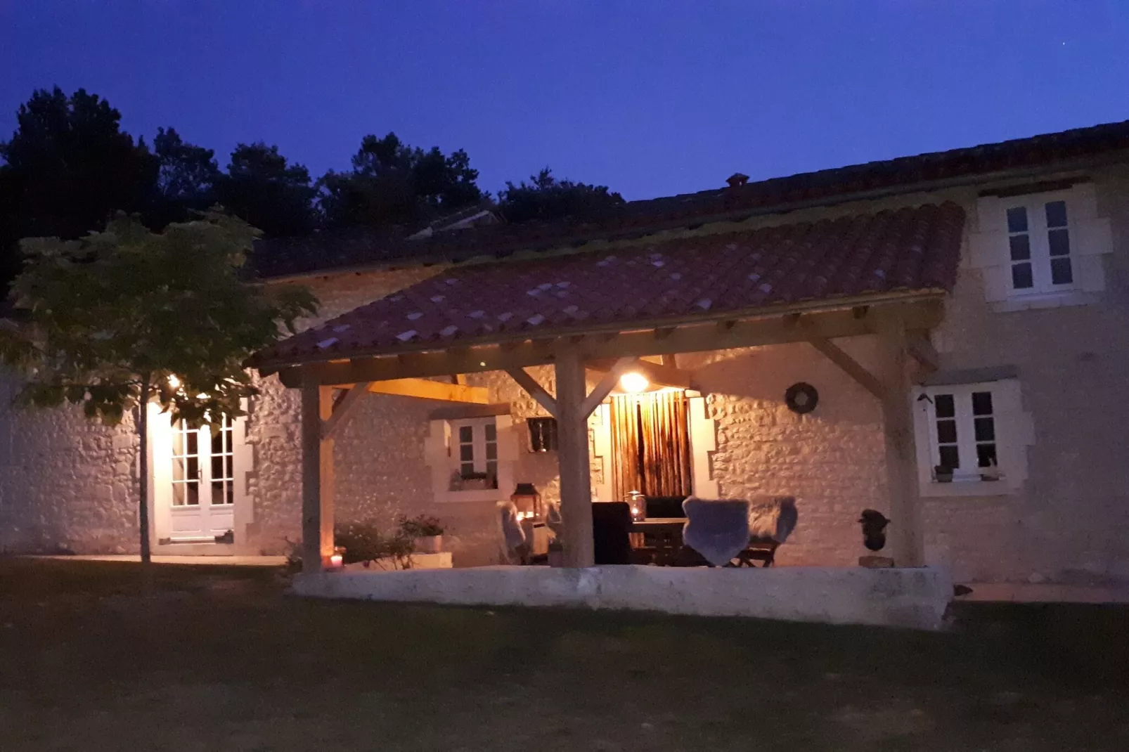 Maison de vacances Verteillac-Terrace balcony