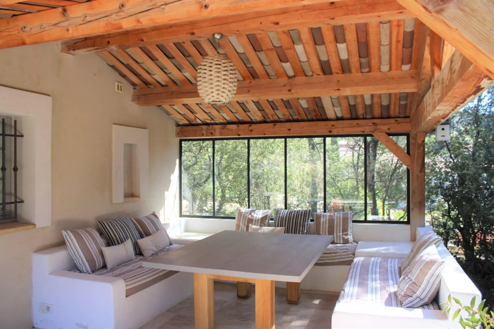Clos de la colle-Terrace balcony