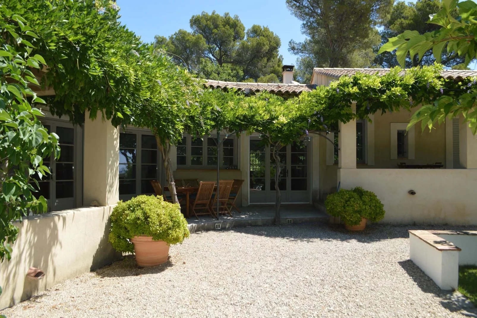 Clos de la colle-Terrace balcony