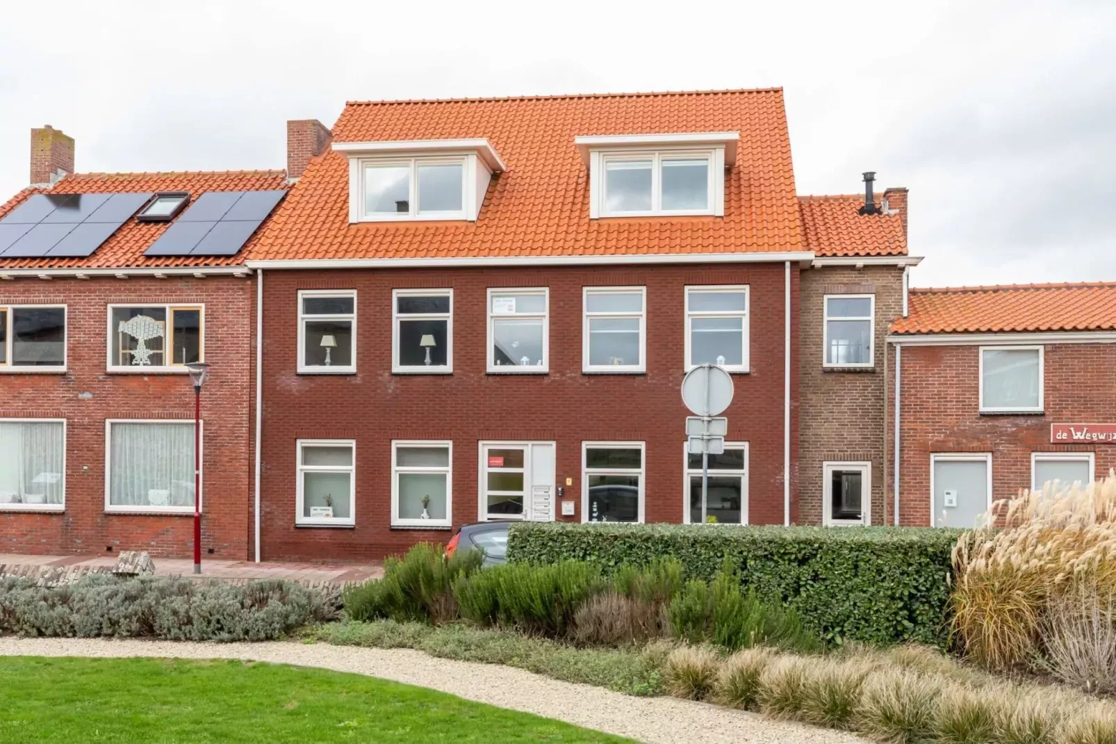 Appartement - Willibrordusplein 28e  Zoutelande-Exterior summer